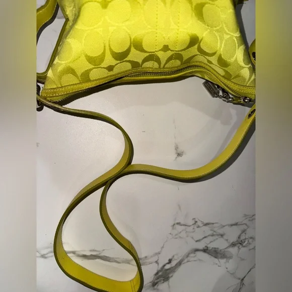 Coach Chartreuse Signature & Suede Shoulder Crossbody Bag #9362 - Picture 7 of 11